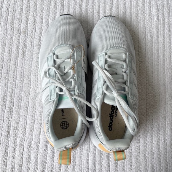 NEW Adidas Racer TR21 Cloudfoam Running Shoe Womens Size 9.5 NWT - Picture 2 of 5